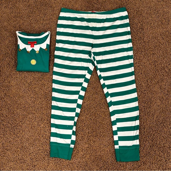 Women’s Large holiday Elf Pajama set - Picture 6 of 10